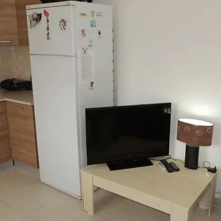 Luxury Ground Apt, Beautiful Site, Bodrum Kav 아파트 *