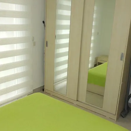 Luxury Ground Apt, Beautiful Site, Bodrum Kav גומושלוק